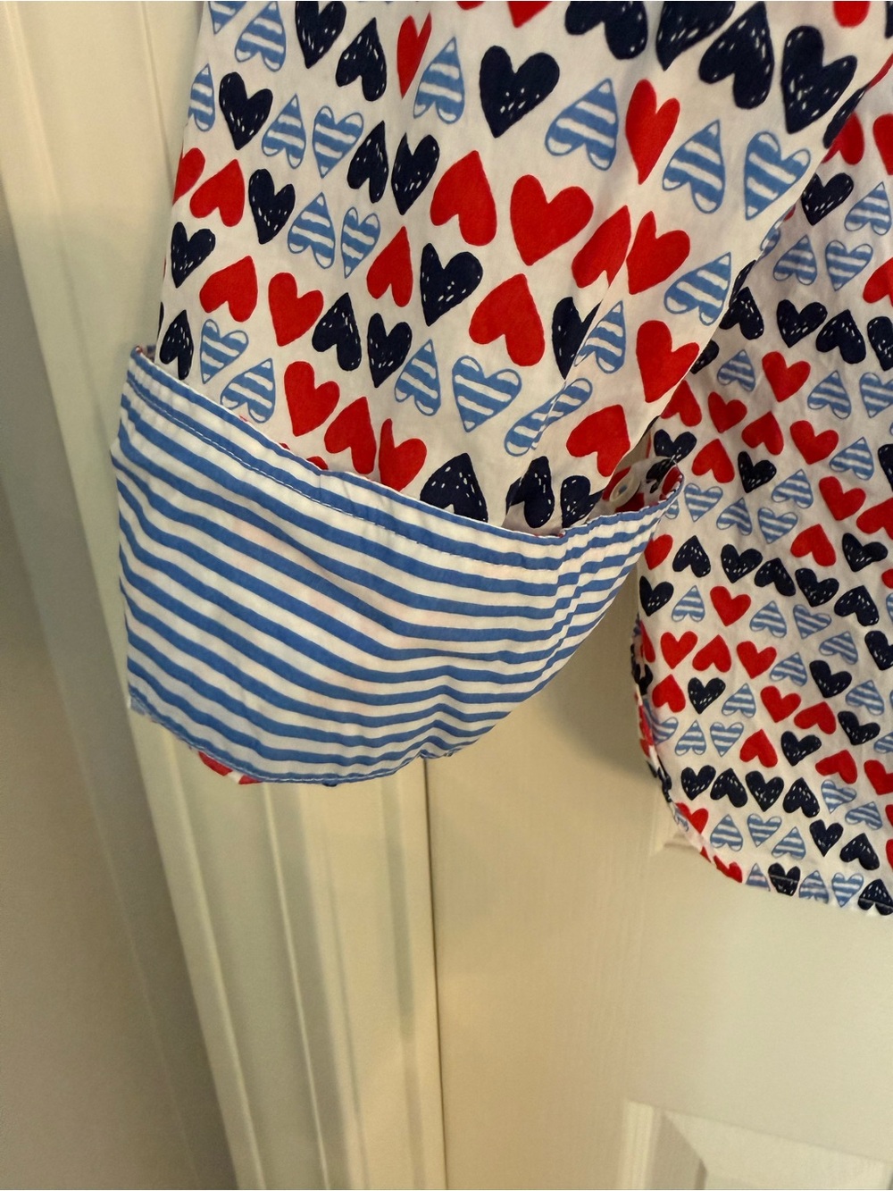 Talbots White Button-Down Shirt with Red & Navy Heart Print - Picture 4 of 5